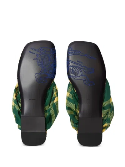 Burberry Check Pattern Thong Strap Open Toe Branded Footbed Flat In Green