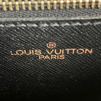 Pre-owned Louis Vuitton Black Noir Leather Shoulder Bag () In Black, Noir