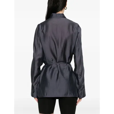 Low Classic Back-strap Shirt