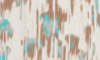 Lyssé Printed Classic Tee In Abstractstreaks