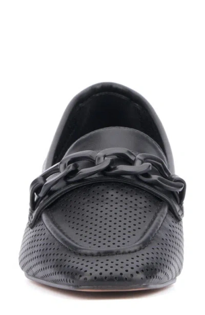 Torgeis Kalina Womens Square Closed Toe Loafers In Black