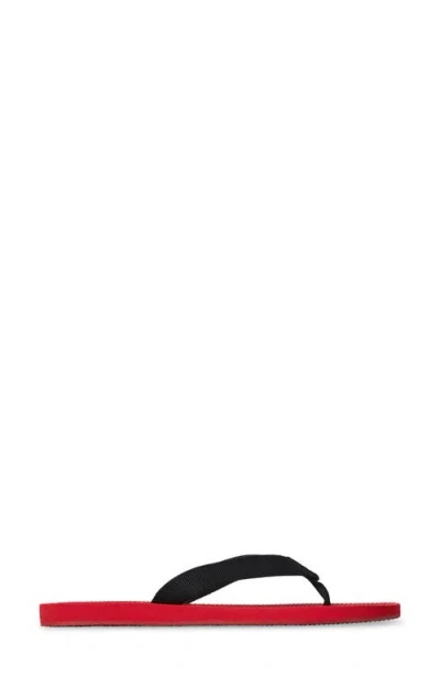 The Row Dune Thong Sandals In Scarlet