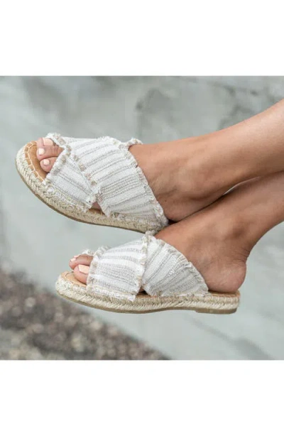 Minnetonka Pepper Womens Slip-on Fringe Slide Sandals In Taupe Stripe