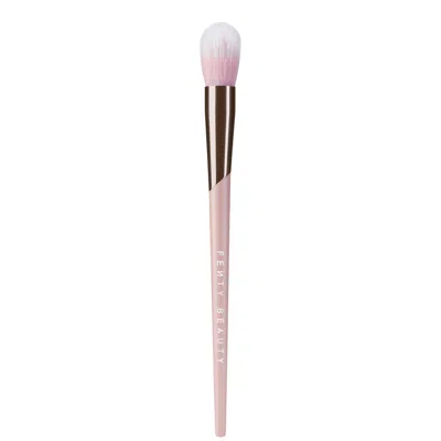 Fenty Beauty Precision Highlighter Brush - 135