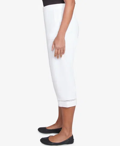 Alfred Dunner Rise & Shine Lace Dotted Trim Capri In White