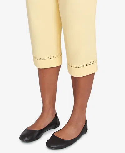 Alfred Dunner Rise & Shine Lace Dotted Trim Capri In Yellow