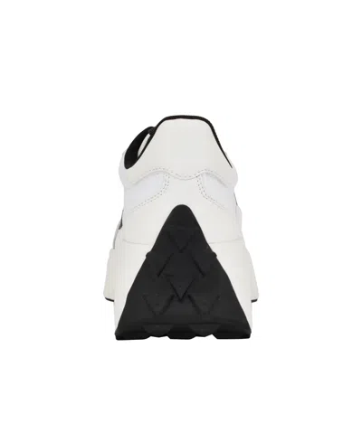 Guess Calebb 3 Sneaker In White,black