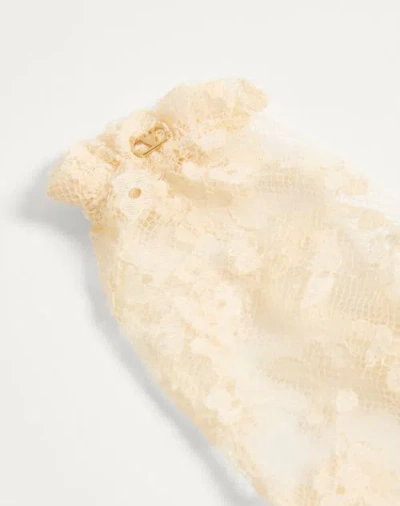 Valentino Garavani Vlogo Signature Butter-coloured Lace Gloves In Neutral
