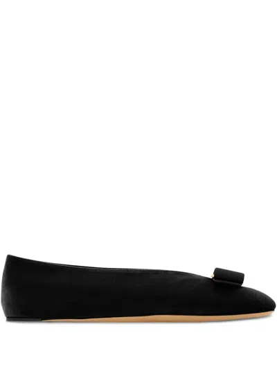 Ferragamo Ballerina Bow Black Var In Black