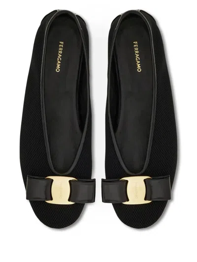 Ferragamo Ballerina Bow Black Var In Black