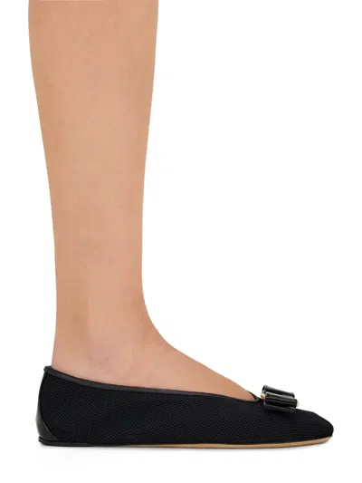 Ferragamo Ballerina Bow Black Var In Black