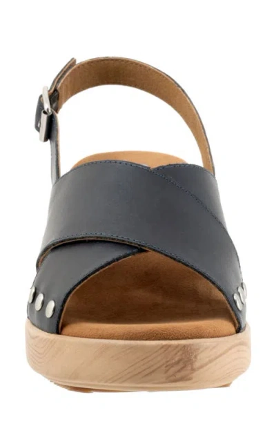 Softwalk ® Florence Slingback Platform Sandal In Navy