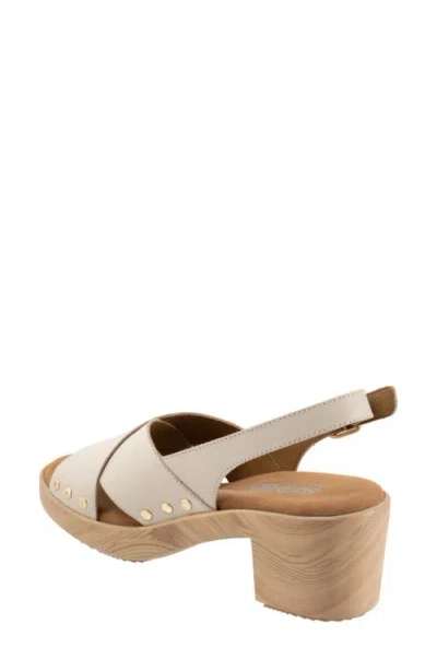 Softwalk Florence Platform Sandal In Neutral