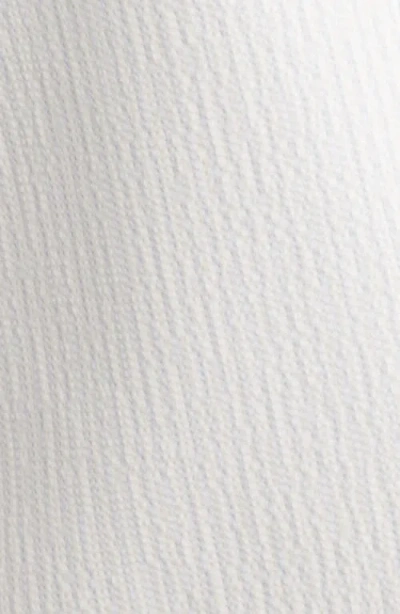 Frame The Seersucker Smart Blazer In Light Chambray Multi