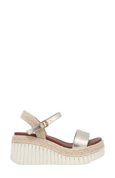 Mia Women's Yanis Round Toe Wedge Sandals In Gold