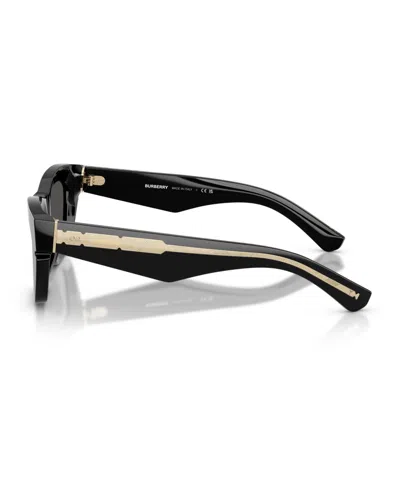 Burberry Eyewear Rectangular Frame Sunglasses In Black