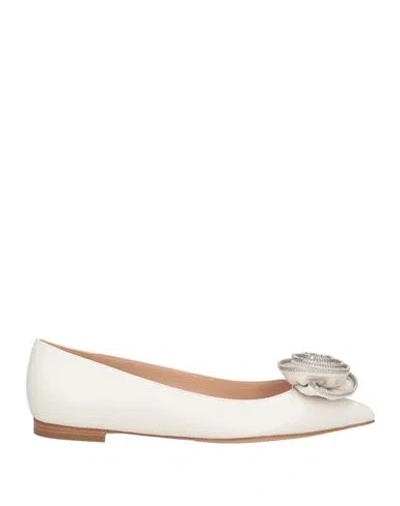Gianvito Rossi Woman Ballet Flats White Size 8 Leather