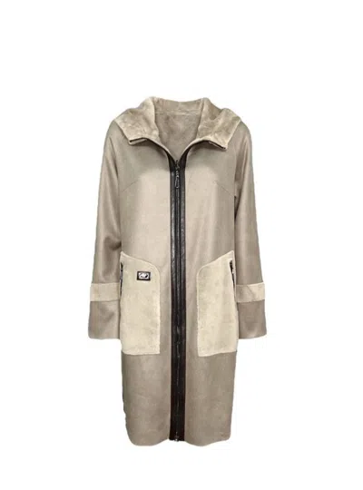 Pet Montone Woman  Cps3305 In Beige