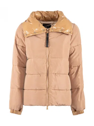 Nenette Woman  Irma In Beige