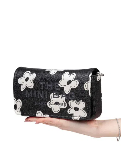 Marc Jacobs Mini Daisy Grained Leather Shoulder Bag In Black
