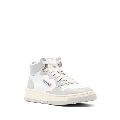 Autry Leather Mid-top Sneakers Contrast Sole In Gray