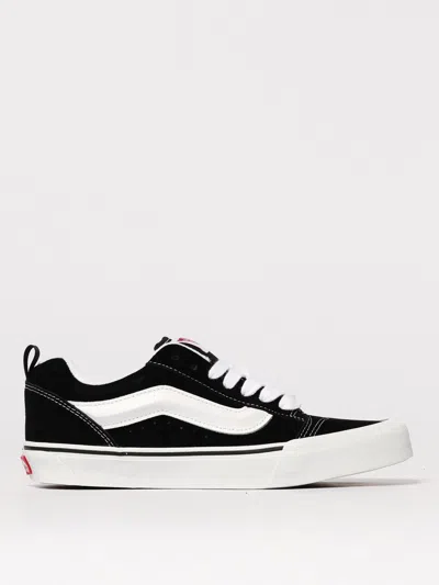 Vans Knu Skool Sneaker In Black
