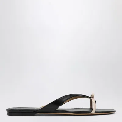 Ferragamo Black Leather Sandals With Thong Strap In Burgundy