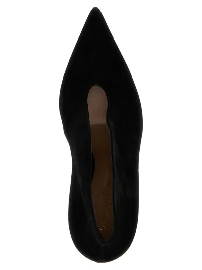 GIANVITO ROSSI GIANVITO ROSSI 'VANIA' PUMPS 