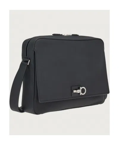 Ferragamo Zippered Shoulder Bag In Black