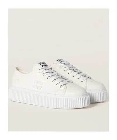 Miu Miu Round Toe Low-top Casual Shoes In Ivory