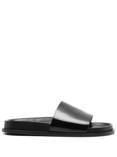 Saint Laurent Nichols Slide Sandal In Schwarz