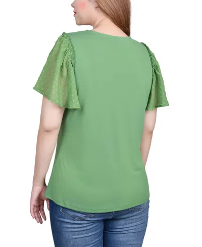 Ny Collection Clip Dot Flutter Sleeve Top In Mint Green