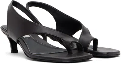 Totême Toteme Kitten Heel Slingback Sandal In Pepper 273