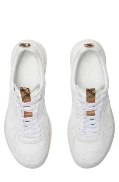 Burberry Men Matrix Sneakers In White