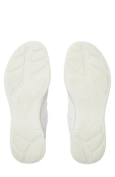 Burberry Men Matrix Sneakers In White