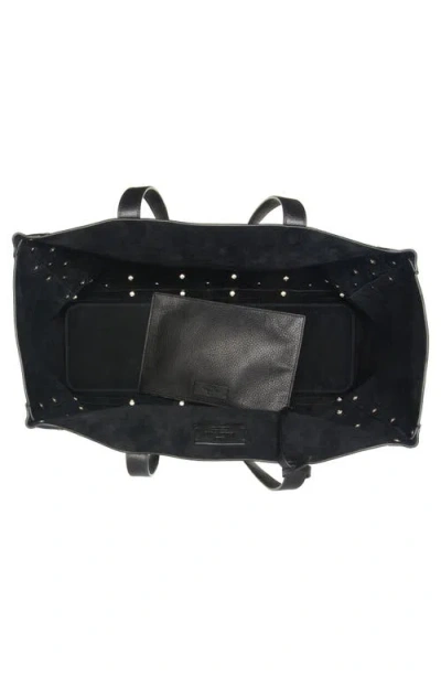 Valentino Garavani Handbags. In 0no Nero