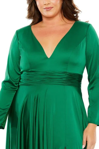 Mac Duggal 68436 Fabulouss Long Sleeve Plus Size Formal Dress In Green