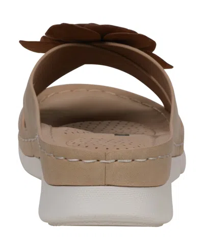Gc Shoes Women's Claire Flower Rosette Comfort Sandals In Tan
