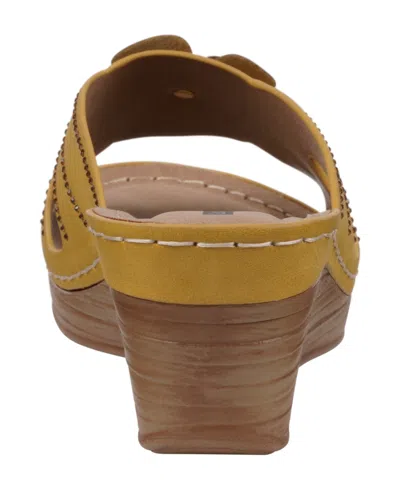 Gc Shoes Women's Fiora Floral Wedge Sandals In Yellow