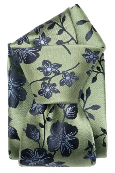 Elizabetta Silvio In Green