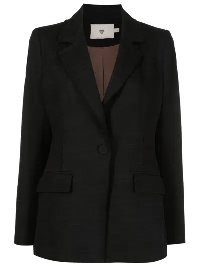 Misci Pequi Single-breasted Blazer In Black