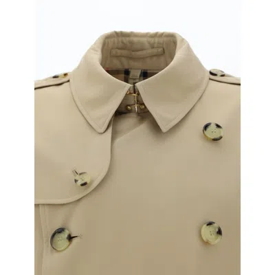 Burberry Kensington Coat In Beige