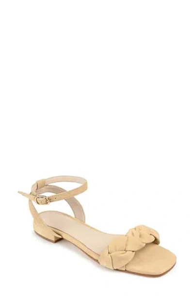 Journee Signature Womens Sellma Strap Sandals In Tan