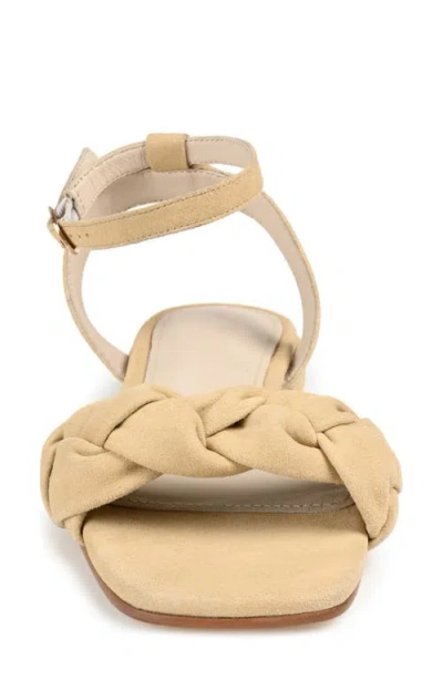 Journee Signature Womens Sellma Strap Sandals In Tan