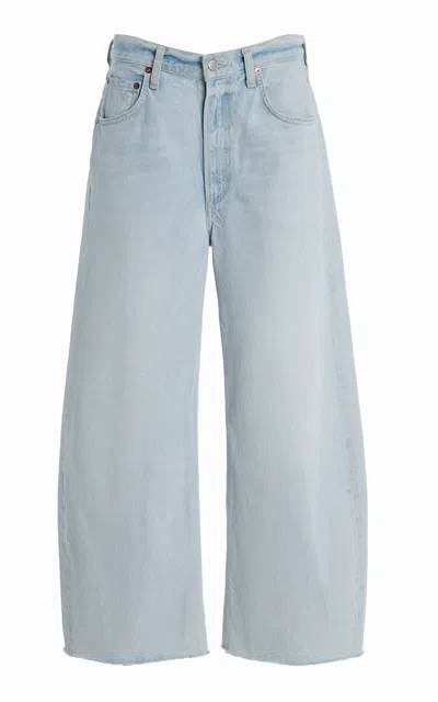Agolde Low Curve Fray Rigid Mid-rise Barrel-leg Jeans In Light Wash