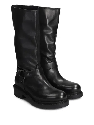 Metisse Low Heels Boots In Black