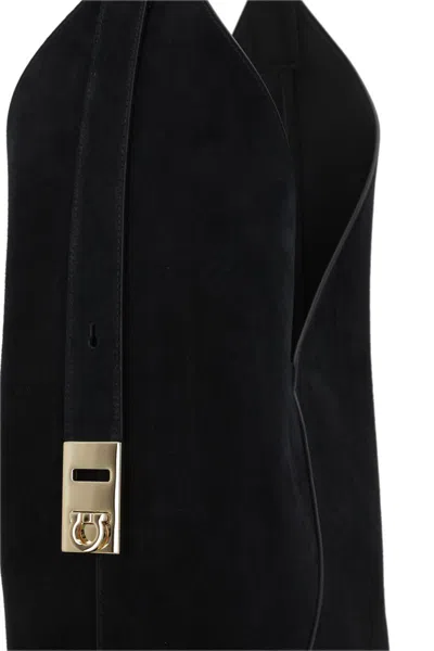 Ferragamo Hobo Shoulder Bag In Black