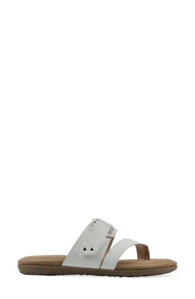 Cliffs By White Mountain Fancify Toe Loop Sandal In White Burnished Smooth