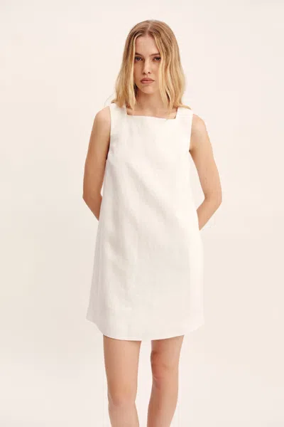 The Posse Emma Shift Dress In Ivory