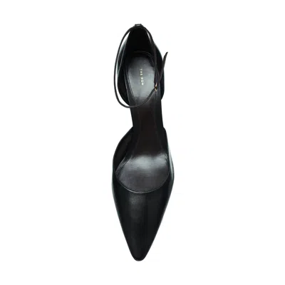 The Row Uxor Leather Pumps In Black